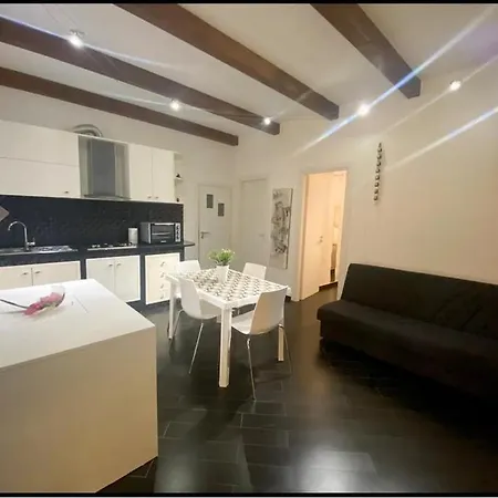 Casa *